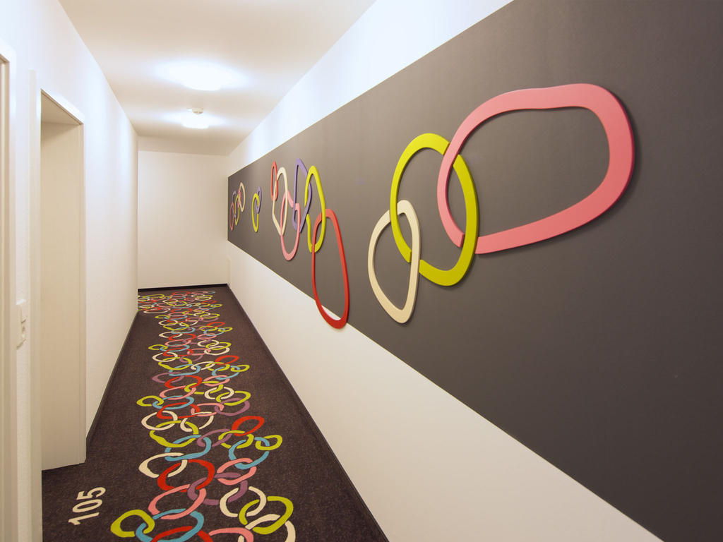 Hotel Karolinger Hof Льорш Стая снимка
